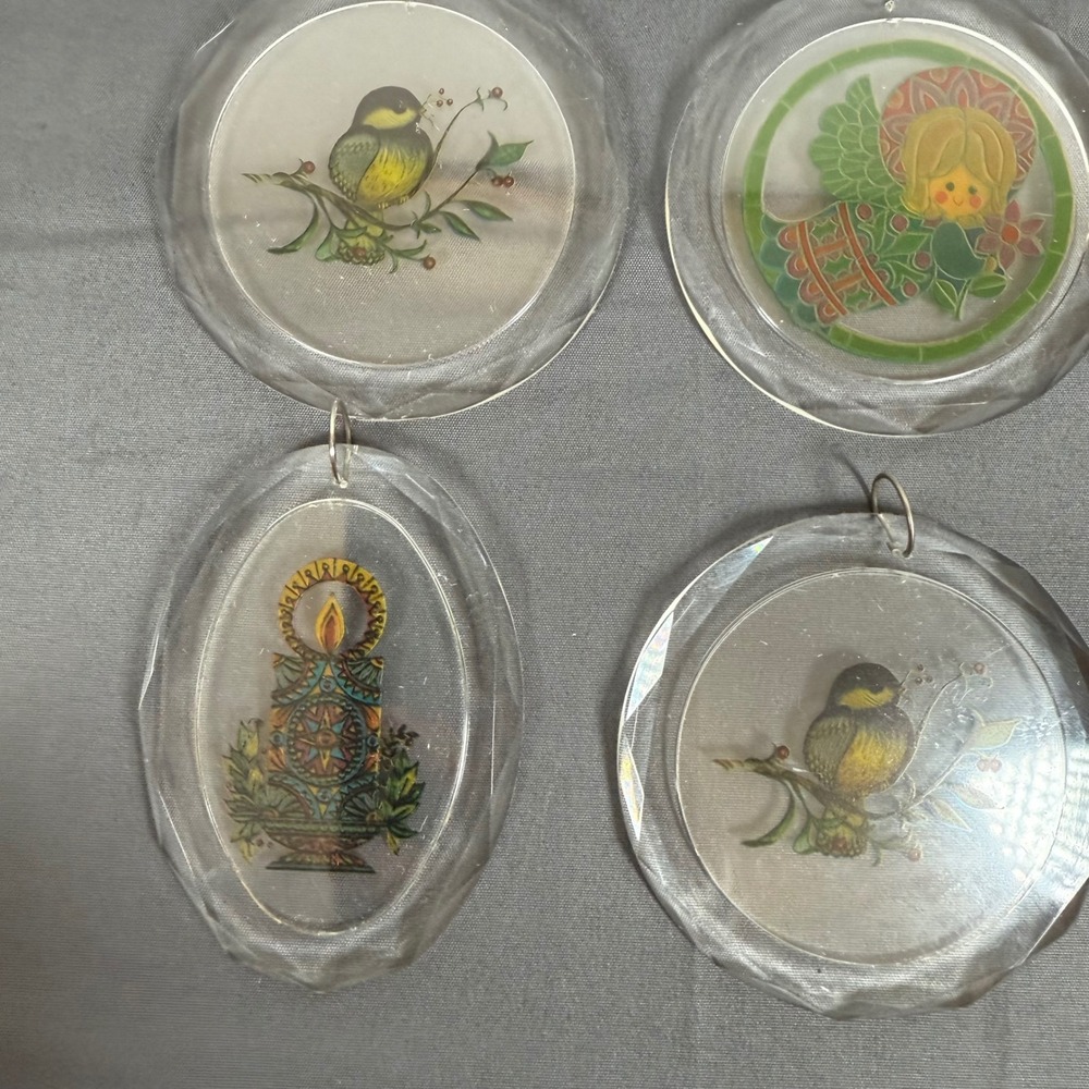 Vintage Christmas Ornaments Lot 10 Clear Acrylic Inspirational Festive Designs - Picture 5 of 5